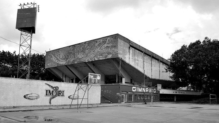 Experto en trasteos y chatarra representa al único oferente para obras de escenarios de la 42 Experto en trasteos y chatarra representa al único oferente para obras de escenarios de la 42