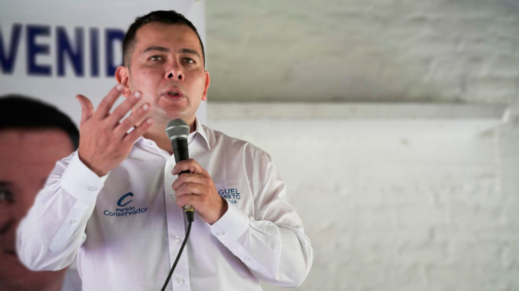 Aprobar cuanto antes el proyecto de ley que regula los precios de insumos agropecuarios, pidió el senador Barreto Aprobar cuanto antes el proyecto de ley que regula los precios de insumos agropecuarios, pidió el senador Barreto