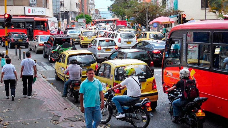 Alcaldía de Ibagué mantendrá ‘pico y placa’ durante la temporada final y de principio de año Alcaldía de Ibagué mantendrá ‘pico y placa’ durante la temporada final y de principio de año
