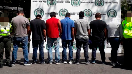 Capturadas siete personas que hacían falsos retenes en en Tolima, Cundinamarca y Valle Capturadas siete personas que hacían falsos retenes en en Tolima, Cundinamarca y Valle