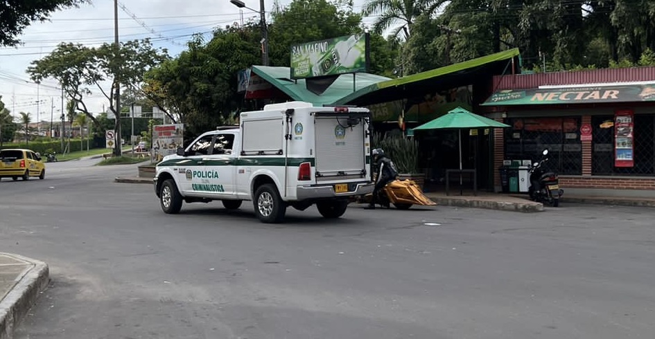 Asesinaron a supuesto brujo e hirieron a joven de 21 años en la estación de servicio San Marino Asesinaron a supuesto brujo e hirieron a joven de 21 años en la estación de servicio San Marino