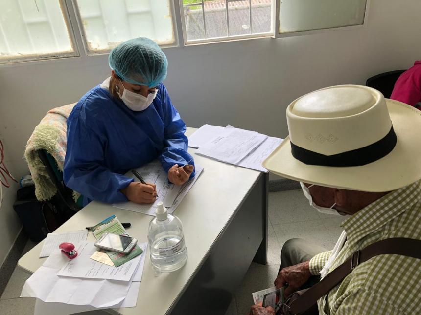 Pacientes deben esperar hasta cinco horas para que los atiendan en Ibagué Pacientes deben esperar hasta cinco horas para que los atiendan en Ibagué