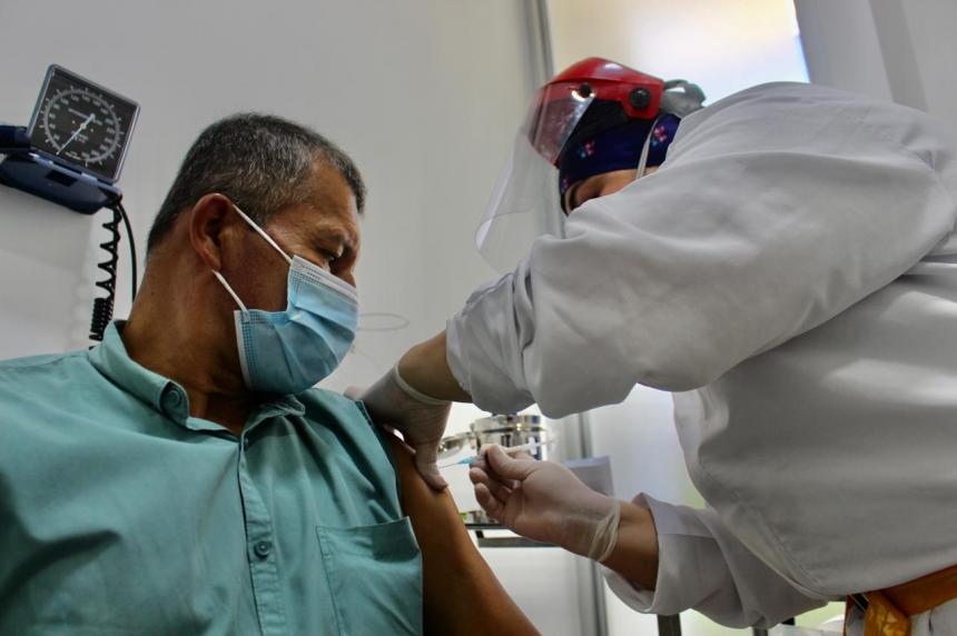 26.500 personas entre 50 y 59 años ‘le están haciendo el feo’ a vacunación contra COVID-19 en Ibagué 26.500 personas entre 50 y 59 años ‘le están haciendo el feo’ a vacunación contra COVID-19 en Ibagué