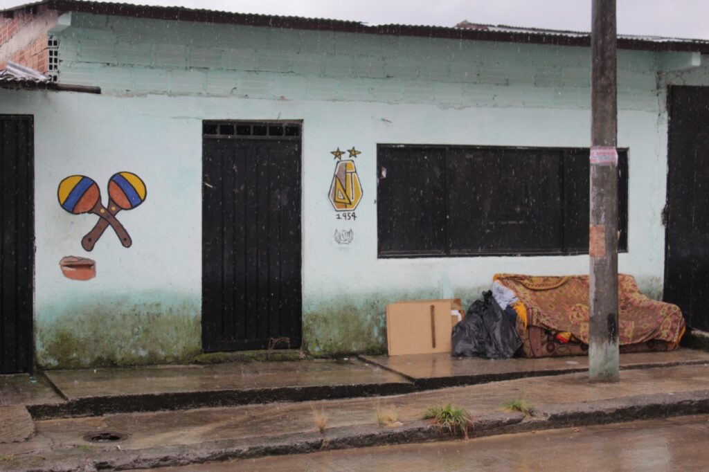 Por supuesta falta de dinero, adecuación exprés de 12 salones comunales de Ibagué ya lleva casi dos años Por supuesta falta de dinero, adecuación exprés de 12 salones comunales de Ibagué ya lleva casi dos años