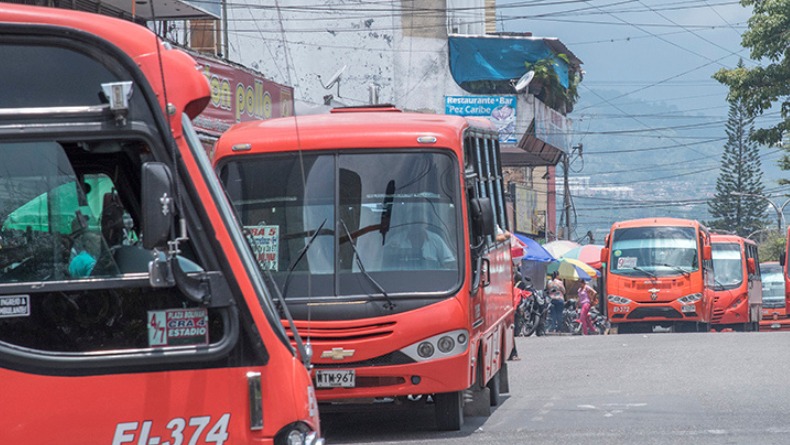 Buseteros se declararon en Asamblea Permanente y advierten un nuevo paro en Ibagué Buseteros se declararon en Asamblea Permanente y advierten un nuevo paro en Ibagué