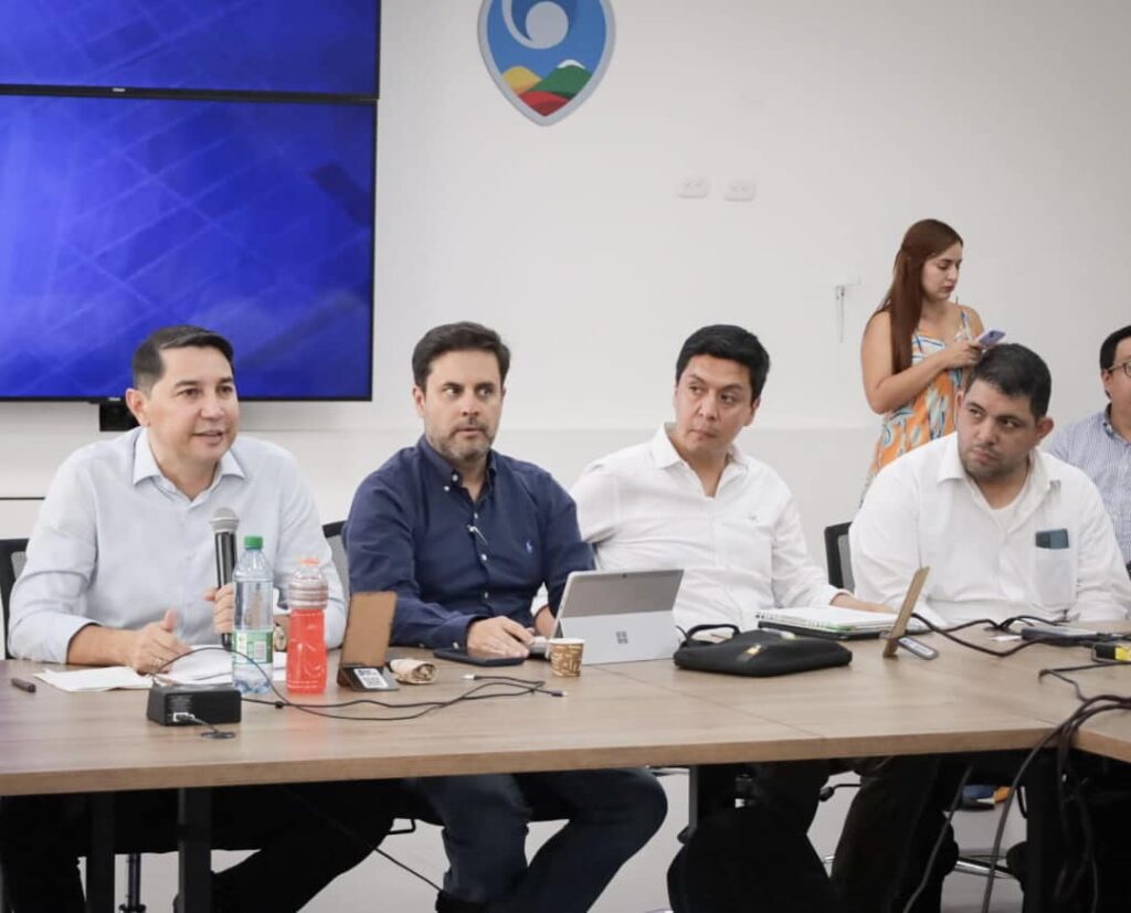 Líderes del paro de transportadores no participaron en la mesa de concertación con el Gobierno Nacional Líderes del paro de transportadores no participaron en la mesa de concertación con el Gobierno Nacional