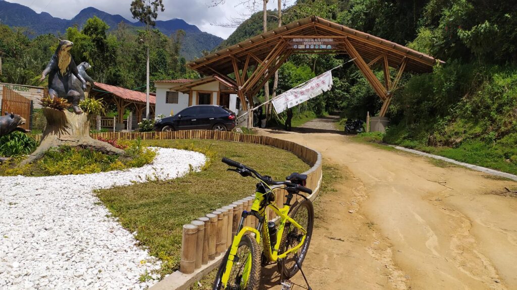 ¡A pedalear! Habilitan la bicirruta Cañón del Combeima