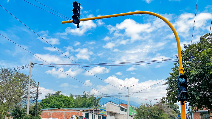 Seis semáforos de Ibagué llevan más de dos semanas dañados Seis semáforos de Ibagué llevan más de dos semanas dañados