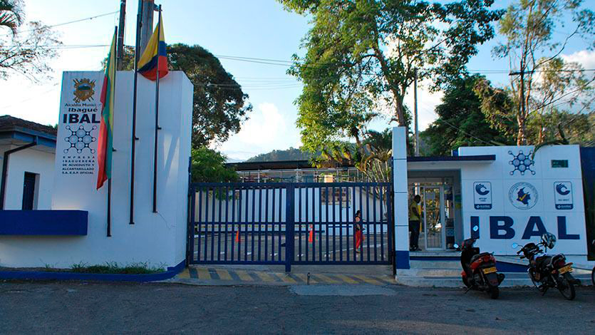 Los ‘tentáculos’ del alumbrado navideño también llegaron al Ibal Los ‘tentáculos’ del alumbrado navideño también llegaron al Ibal