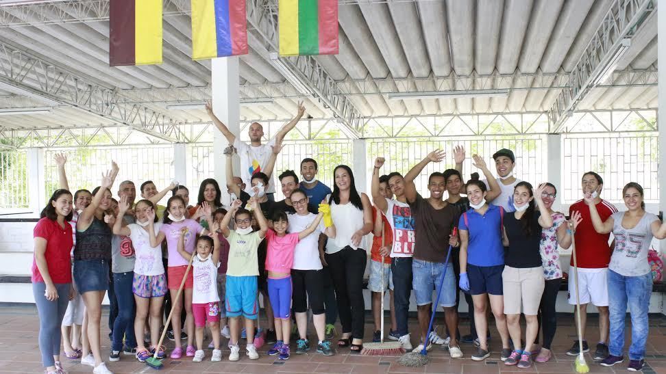 Deportistas de esgrima recuperan escenario para entrenar en Ibagué Deportistas de esgrima recuperan escenario para entrenar en Ibagué