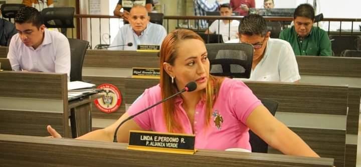 Linda Perdomo renunció a su curul como concejal de Ibagué Linda Perdomo renunció a su curul como concejal de Ibagué