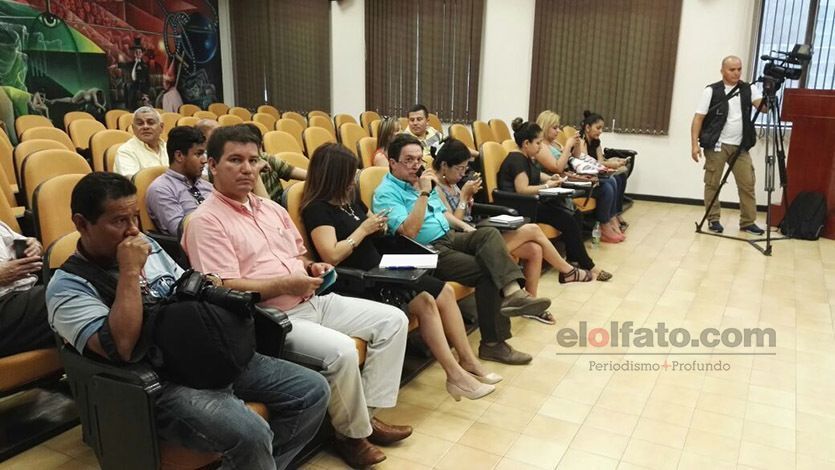 Audiencia de Arciniegas se suspendió porque no pudo enviar la plata que prometió devolver Audiencia de Arciniegas se suspendió porque no pudo enviar la plata que prometió devolver