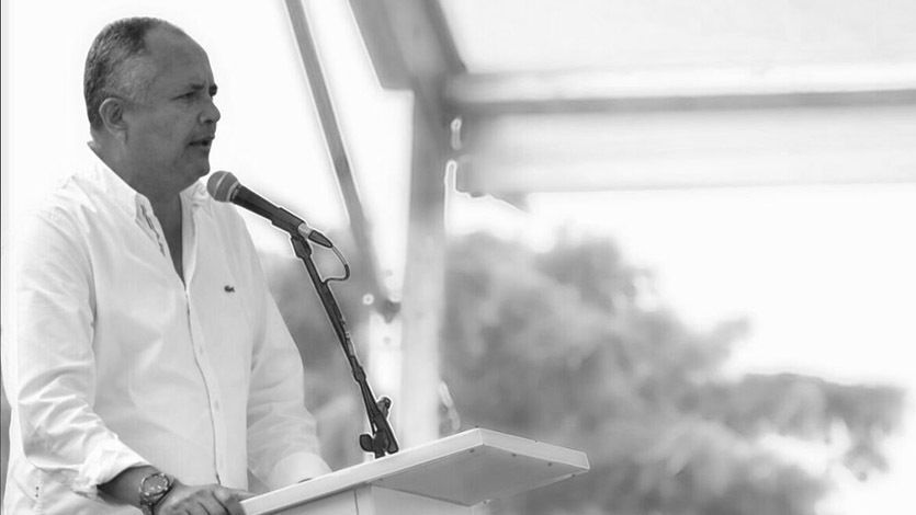 Barreto le dice al uribismo que no caerá en «fanatismos» y se declara independiente Barreto le dice al uribismo que no caerá en «fanatismos» y se declara independiente