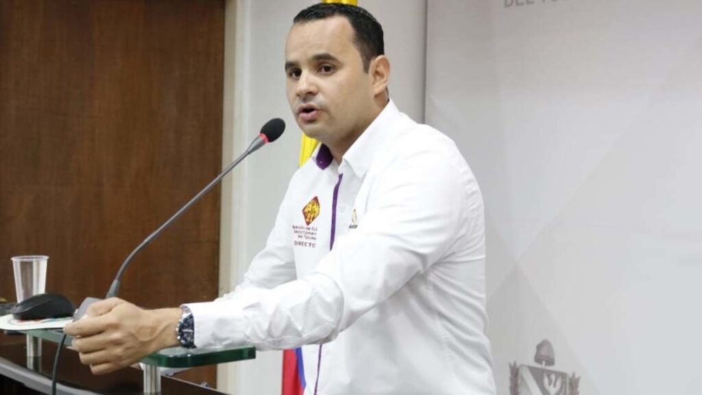 Diputados hacen duras críticas a la licitación exprés de las fiestas de junio que adelanta la Gobernación Diputados hacen duras críticas a la licitación exprés de las fiestas de junio que adelanta la Gobernación