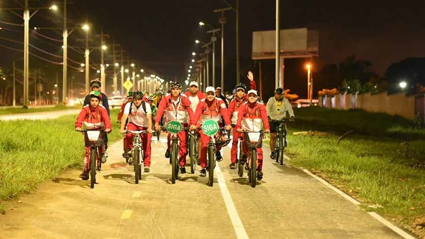Ibaguereños cuentan con la primera ciclorruta iluminada con energía solar del país Ibaguereños cuentan con la primera ciclorruta iluminada con energía solar del país