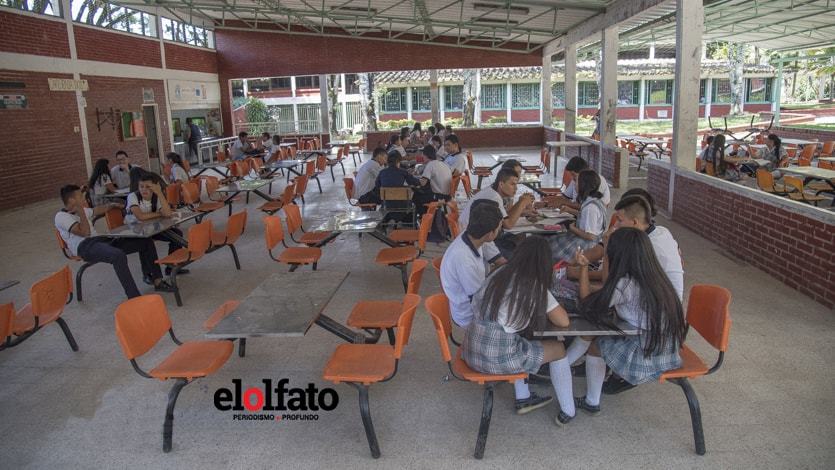 Colegios podrán sancionar a los estudiantes que afecten la intimidad de otros por las redes sociales Colegios podrán sancionar a los estudiantes que afecten la intimidad de otros por las redes sociales