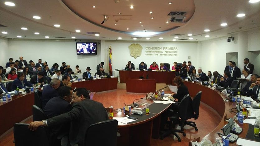 Congresistas tolimenses, en vías contrarias frente a proyecto que amplía el mandato de alcaldes y gobernadores Congresistas tolimenses, en vías contrarias frente a proyecto que amplía el mandato de alcaldes y gobernadores