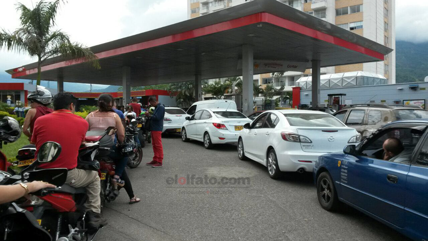 Falsa alarma generó pánico por supuesta falta de gasolina en Ibagué Falsa alarma generó pánico por supuesta falta de gasolina en Ibagué