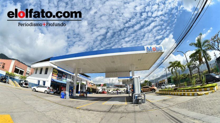 Nuevo caso de fleteo, esta vez en una estación de gasolina ubicada al lado de la sede de la Fiscalía