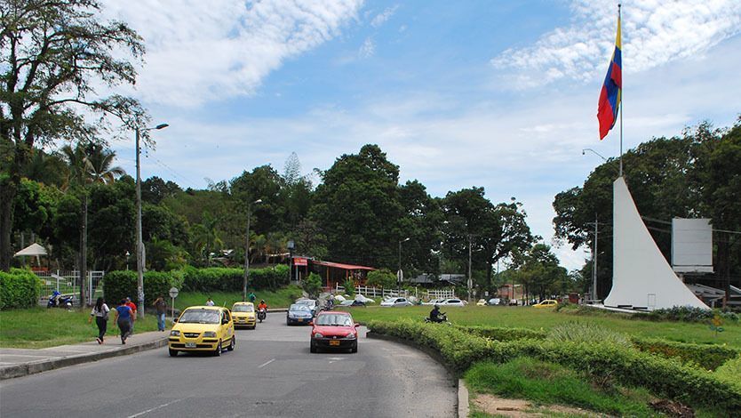 Alcaldía realizará prueba piloto de bici-carril en la avenida Ambalá Alcaldía realizará prueba piloto de bici-carril en la avenida Ambalá