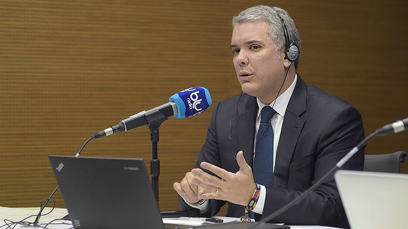 Se desploma la imagen del presidente Iván Duque en apenas 100 días de gobierno Se desploma la imagen del presidente Iván Duque en apenas 100 días de gobierno