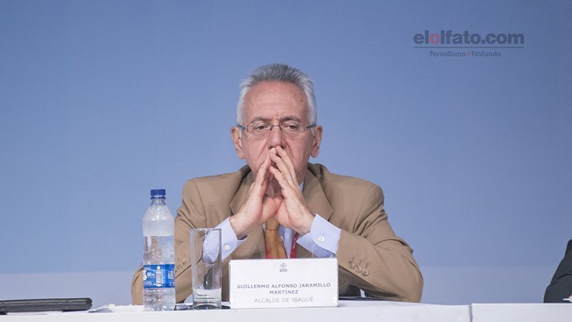 Jaramillo cae al sexto lugar de los mejores alcaldes del país en la última encuesta de La W Radio y El Tiempo Jaramillo cae al sexto lugar de los mejores alcaldes del país en la última encuesta de La W Radio y El Tiempo