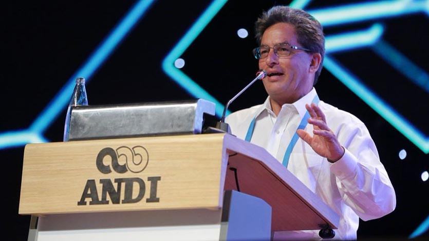 Gobierno aumentará impuesto de renta a personas naturales y se lo disminuirá a empresas