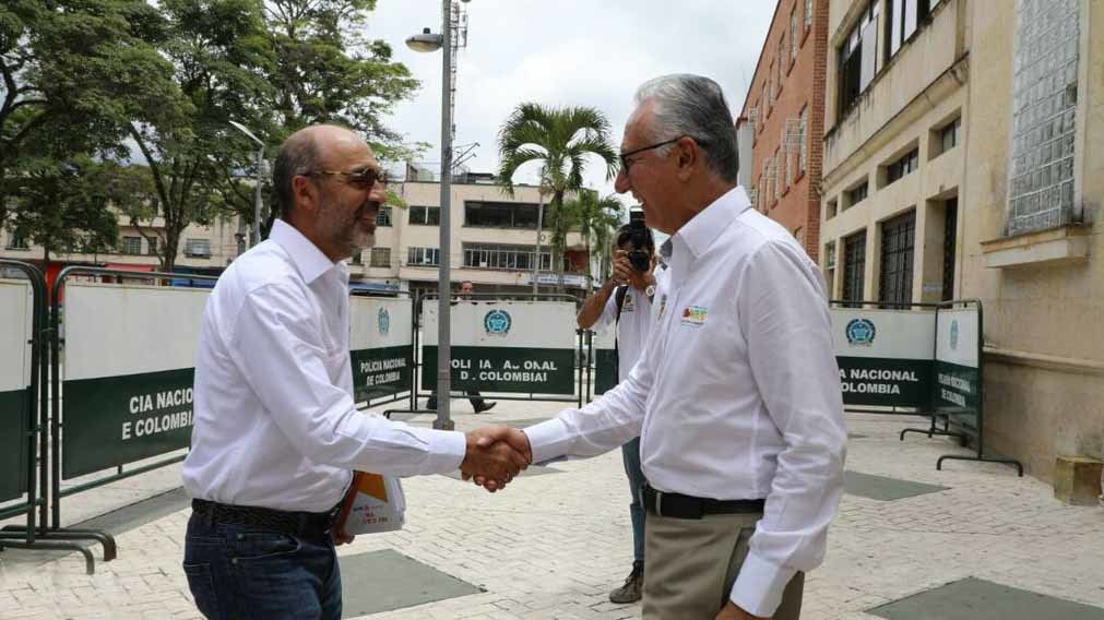 Minvivienda adicionará $5.000 millones a la segunda fase del acueducto de Ibagué Minvivienda adicionará $5.000 millones a la segunda fase del acueducto de Ibagué