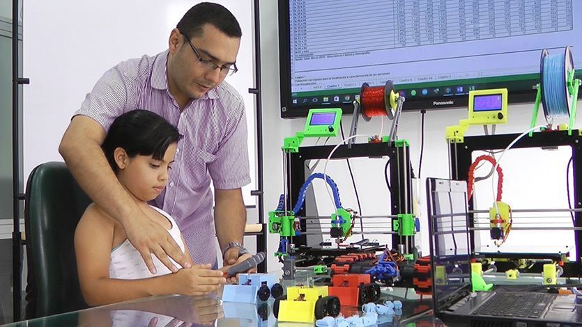 El ingeniero que fabrica prótesis para personas de bajos recursos en Ibagué El ingeniero que fabrica prótesis para personas de bajos recursos en Ibagué