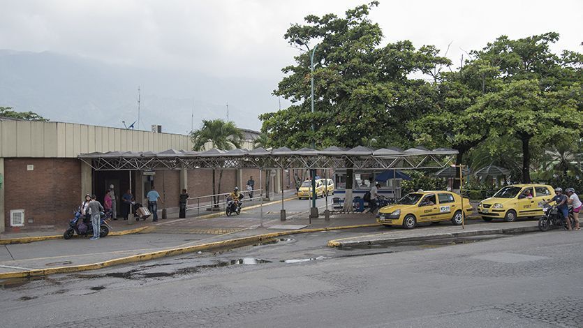 Realizan operativos de inspección a buses en la Terminal de Transportes de Ibagué Realizan operativos de inspección a buses en la Terminal de Transportes de Ibagué