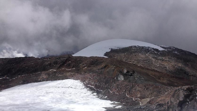 Volcán Nevado Santa Isabel perdió el 37 % de su área entre 2016 y 2018, según Ideam Volcán Nevado Santa Isabel perdió el 37 % de su área entre 2016 y 2018, según Ideam