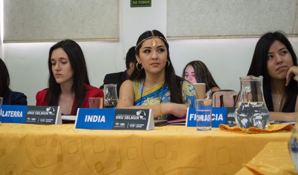 Colegio San Bonifacio de Ibagué inauguró su tradicional Modelo de debate de la ONU Colegio San Bonifacio de Ibagué inauguró su tradicional Modelo de debate de la ONU