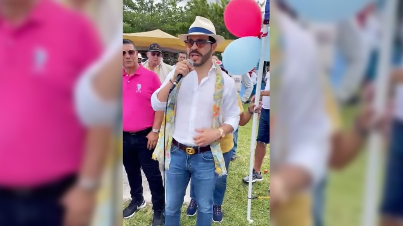 “Los petristas son resentidos, acomplejados e incapaces de crear un negocio”: Abelardo De La Espriella “Los petristas son resentidos, acomplejados e incapaces de crear un negocio”: Abelardo De La Espriella