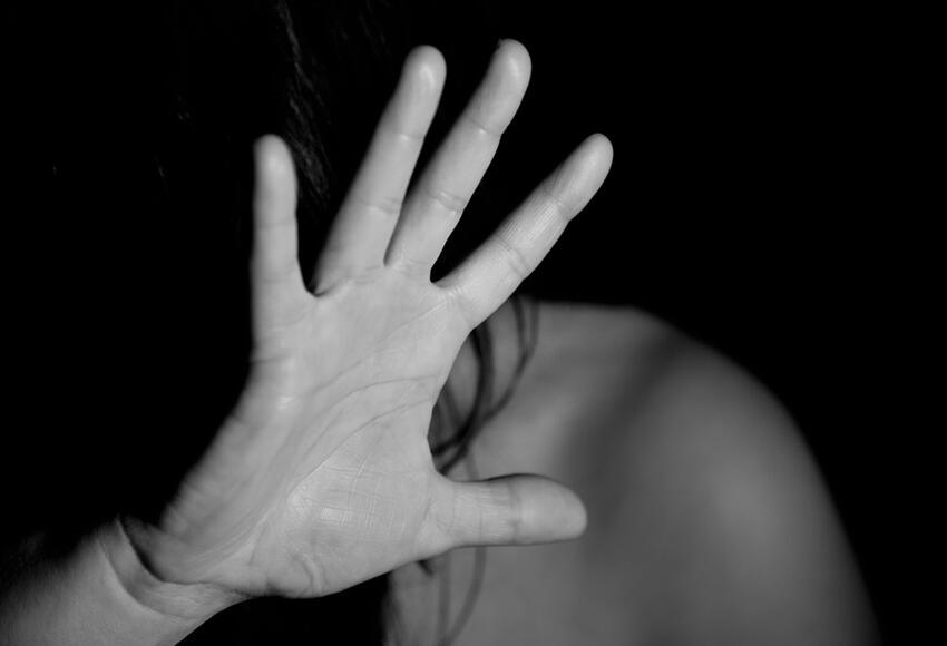 Víctimas de delitos sexuales tienen derecho a denunciar por redes sociales a sus agresores Víctimas de delitos sexuales tienen derecho a denunciar por redes sociales a sus agresores