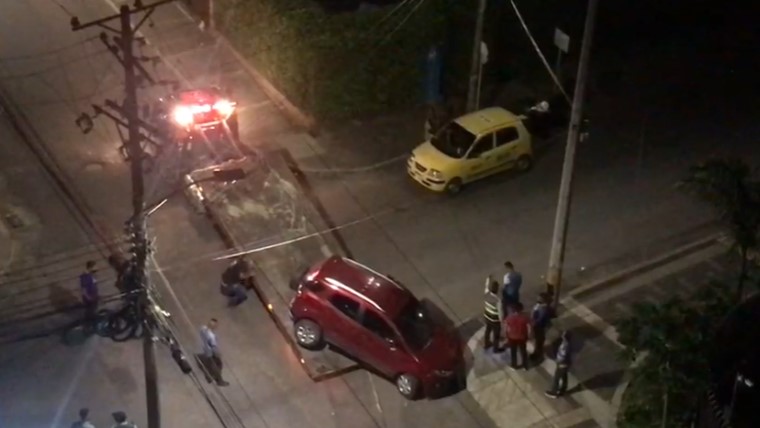 Agentes de Tránsito habrían favorecido a presunto conductor ebrio que se volcó este fin de semana en Ibagué Agentes de Tránsito habrían favorecido a presunto conductor ebrio que se volcó este fin de semana en Ibagué