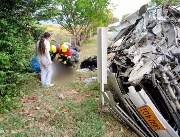 Niño de tres años falleció en accidente de tránsito en la vía Lérida-Venadillo Niño de tres años falleció en accidente de tránsito en la vía Lérida-Venadillo