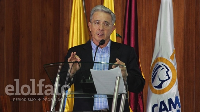 Jueza ordenó la libertad de Álvaro Uribe Vélez