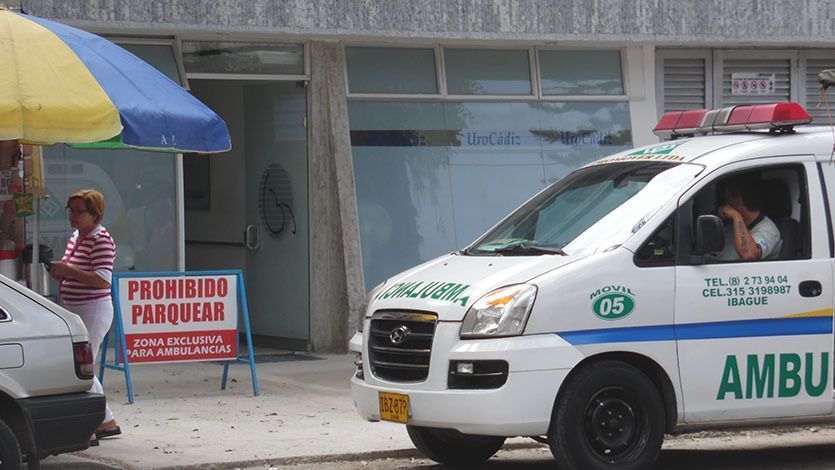 Sonido de las ambulancias está a punto de enloquecer a los habitantes de Cádiz Sonido de las ambulancias está a punto de enloquecer a los habitantes de Cádiz