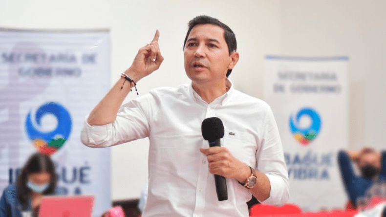 Hurtado sacó a su abogado Humberto Escobar y logró aplazar una vez más la audiencia de juicio por los ‘piques’ ilegales Hurtado sacó a su abogado Humberto Escobar y logró aplazar una vez más la audiencia de juicio por los ‘piques’ ilegales