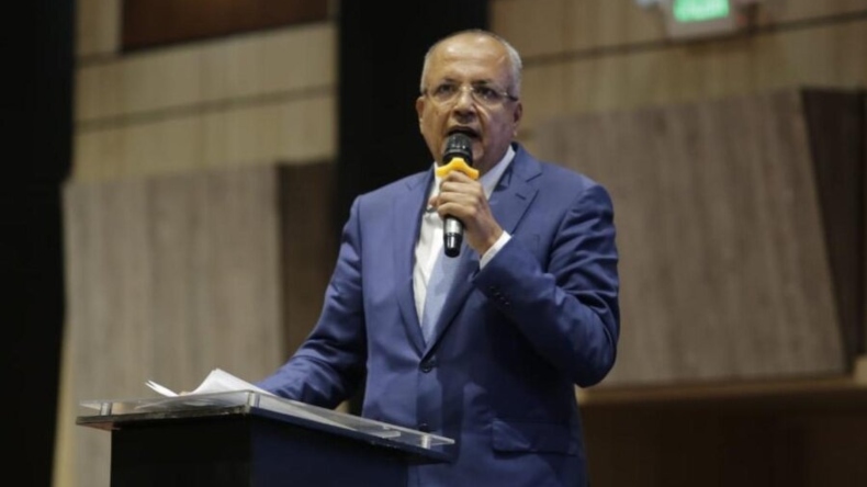 Diario El Tiempo señala a Barreto como uno de los políticos cuestionados que buscan una curul en el Senado Diario El Tiempo señala a Barreto como uno de los políticos cuestionados que buscan una curul en el Senado