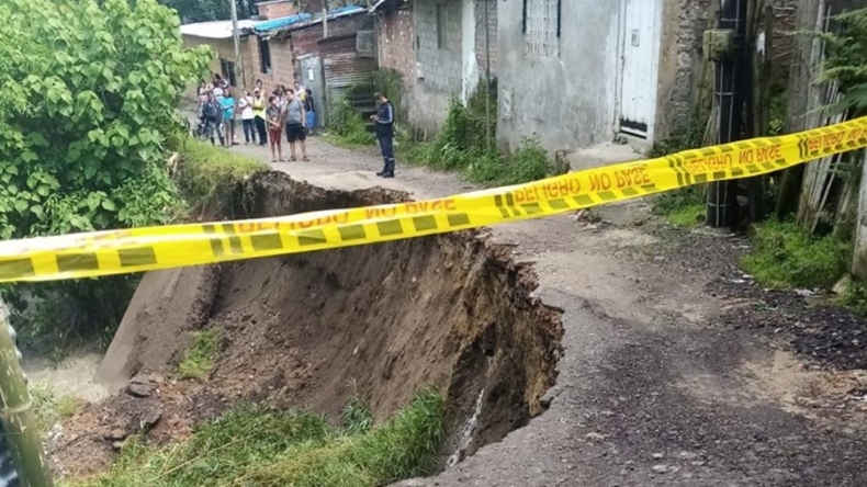 Inicia recuperación de vías del barrio Baltazar afectadas por lluvias Inicia recuperación de vías del barrio Baltazar afectadas por lluvias