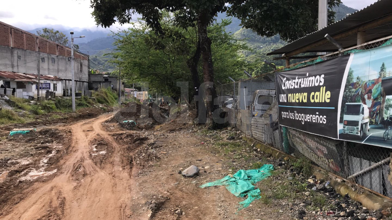 Otra promesa incumplida: así luce la calle 103 que la Alcaldía de Ibagué debe entregar el 24 de junio Otra promesa incumplida: así luce la calle 103 que la Alcaldía de Ibagué debe entregar el 24 de junio