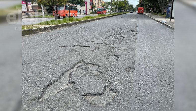 Deterioro y riesgo de accidentes: el panorama en un sector de la transitada carrera Quinta de Ibagué Deterioro y riesgo de accidentes: el panorama en un sector de la transitada carrera Quinta de Ibagué