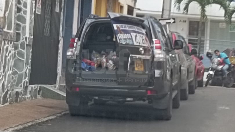 Denuncian que el ‘barretismo’ estaría conquistando votos con mercados en Ibagué Denuncian que el ‘barretismo’ estaría conquistando votos con mercados en Ibagué