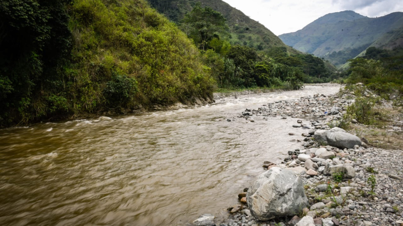 Imponen multa de $14 millones a persona que ocupaba de forma ilegal una quebrada en El Espinal Imponen multa de $14 millones a persona que ocupaba de forma ilegal una quebrada en El Espinal