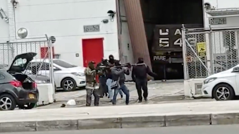 Robo en Medellín no fue frustrado: asaltantes se llevaron $550 millones en oro Robo en Medellín no fue frustrado: asaltantes se llevaron $550 millones en oro