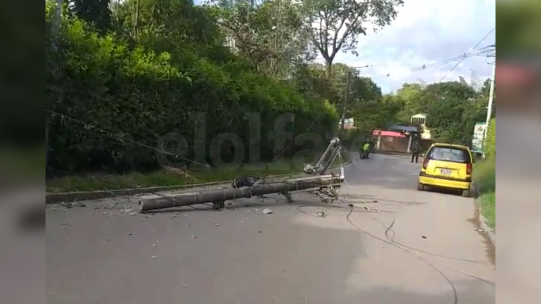 Trabajo inconcluso de Celsia habría provocado que un poste de luz se desplomara en El Salado