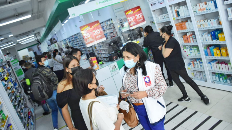 “No hay mejoras, continúan las filas eternas”: Secretaría de Salud sobre farmacias de EPS en Ibagué “No hay mejoras, continúan las filas eternas”: Secretaría de Salud sobre farmacias de EPS en Ibagué