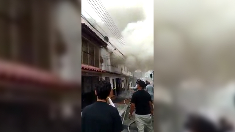 Momentos de angustia por incendio en dos viviendas del barrio Valparaíso de Ibagué Momentos de angustia por incendio en dos viviendas del barrio Valparaíso de Ibagué