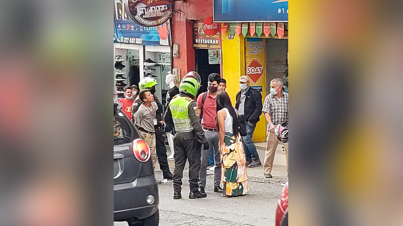 Ciudadanos frustraron un robo y detuvieron a presunto ladrón en el centro de Ibagué Ciudadanos frustraron un robo y detuvieron a presunto ladrón en el centro de Ibagué